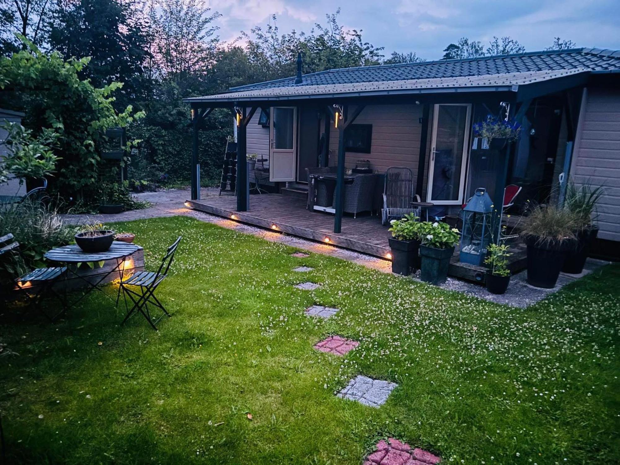 Comfortabel Chalet In Nationaal Park Wateren Exterior foto